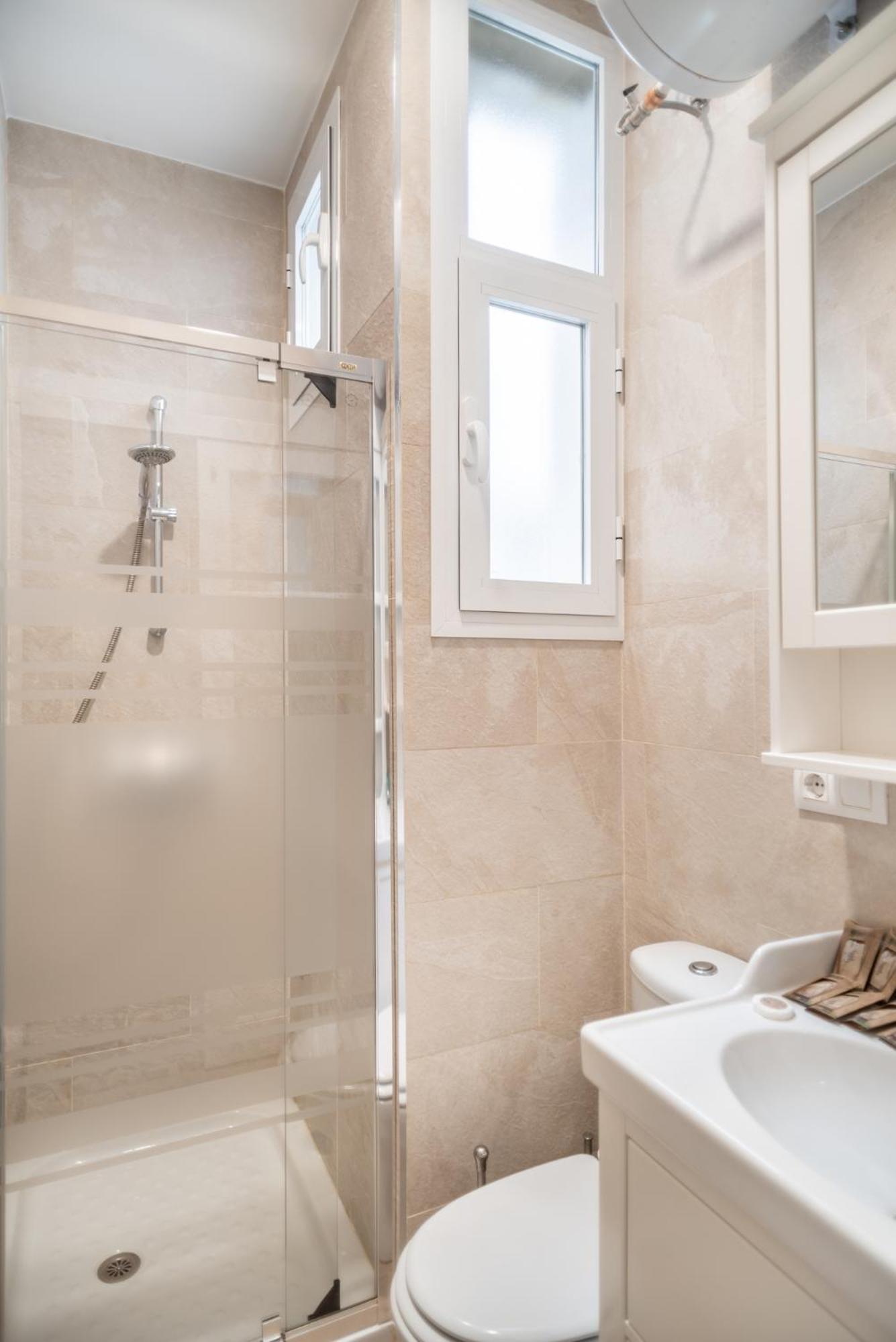 Beautiful And Bright- 1Bd 1Bth- Center Apartman Sevilla Kültér fotó